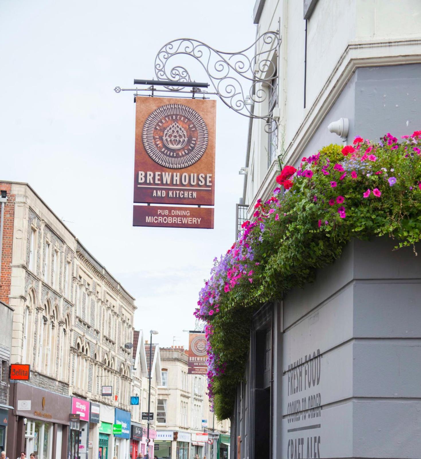 Higgihaus 7 Bed Sleeps Up To 18 Big Groups Best Location Bristol Exteriör bild
